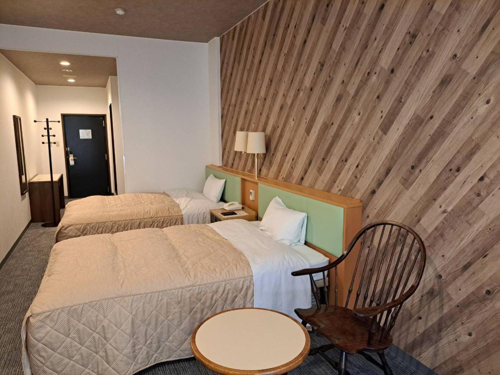 Business Hotel Kawakami Кумано Екстериор снимка