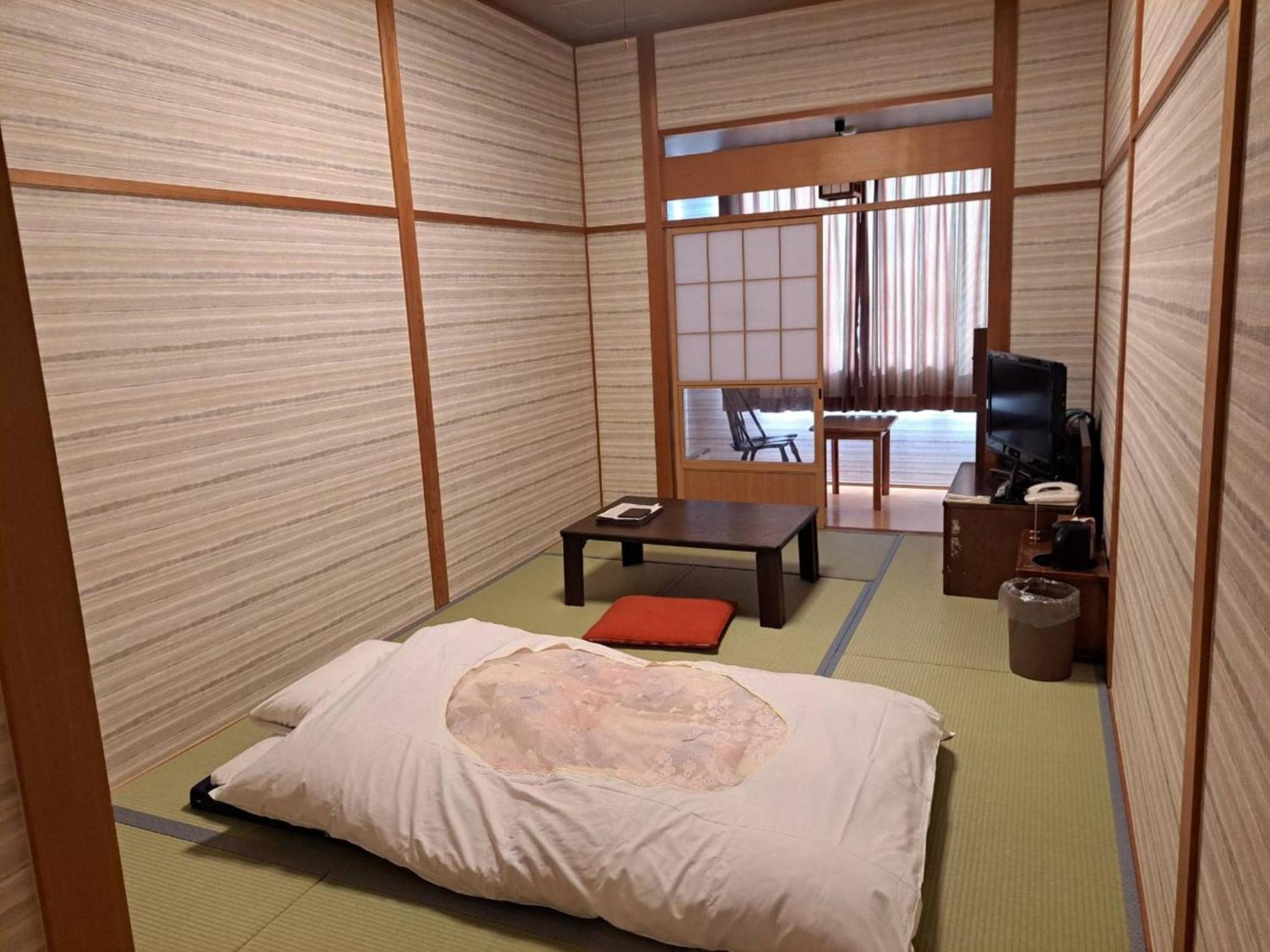 Business Hotel Kawakami Кумано Екстериор снимка