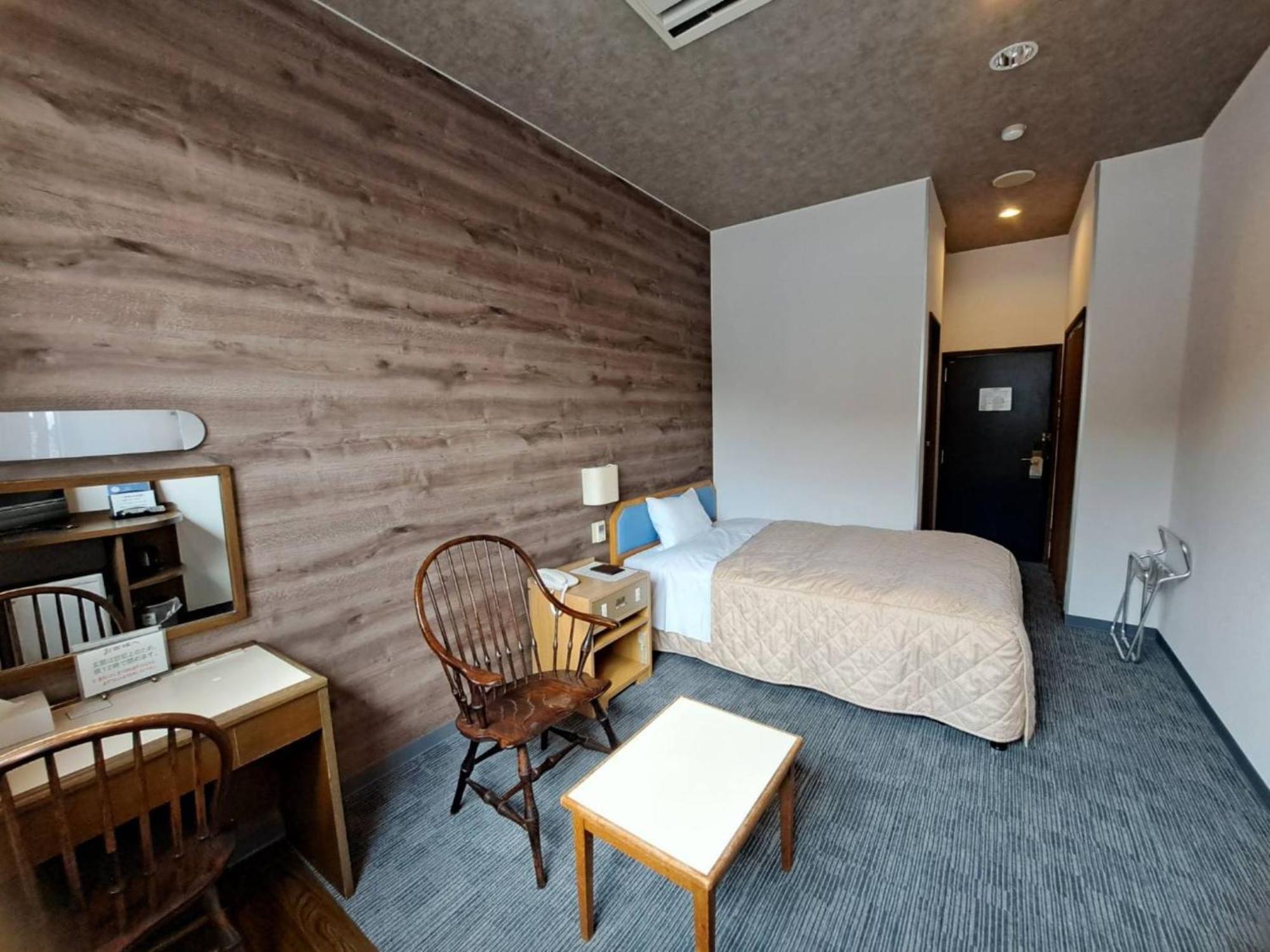 Business Hotel Kawakami Кумано Екстериор снимка