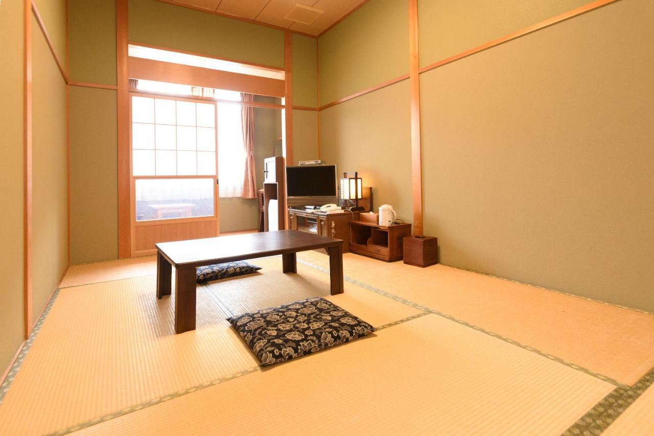 Business Hotel Kawakami Кумано Екстериор снимка